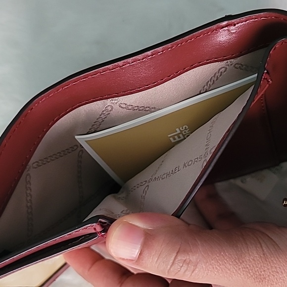 Michael Kors Greenwich Leather Envelope Trifold Small Wallet - Picture 7 of 7